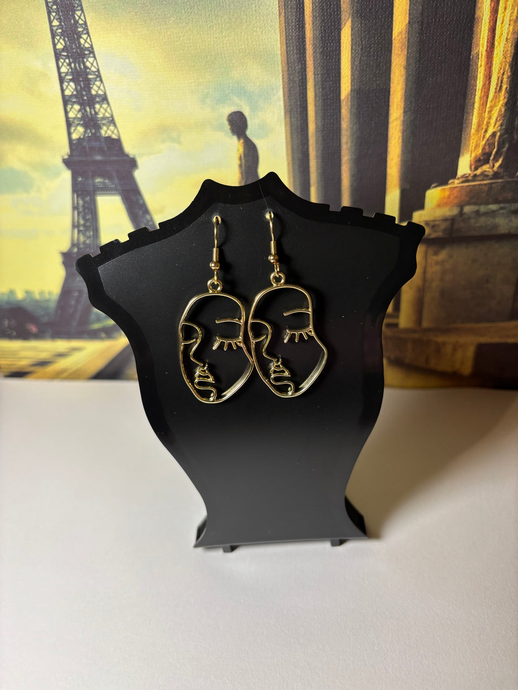 Gold color face open golden blank earrings